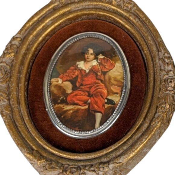 Vintage Cameo Creations Wall Plaques: "Red Boy" & "Spring Flowers" Prints - Picture 4 of 7